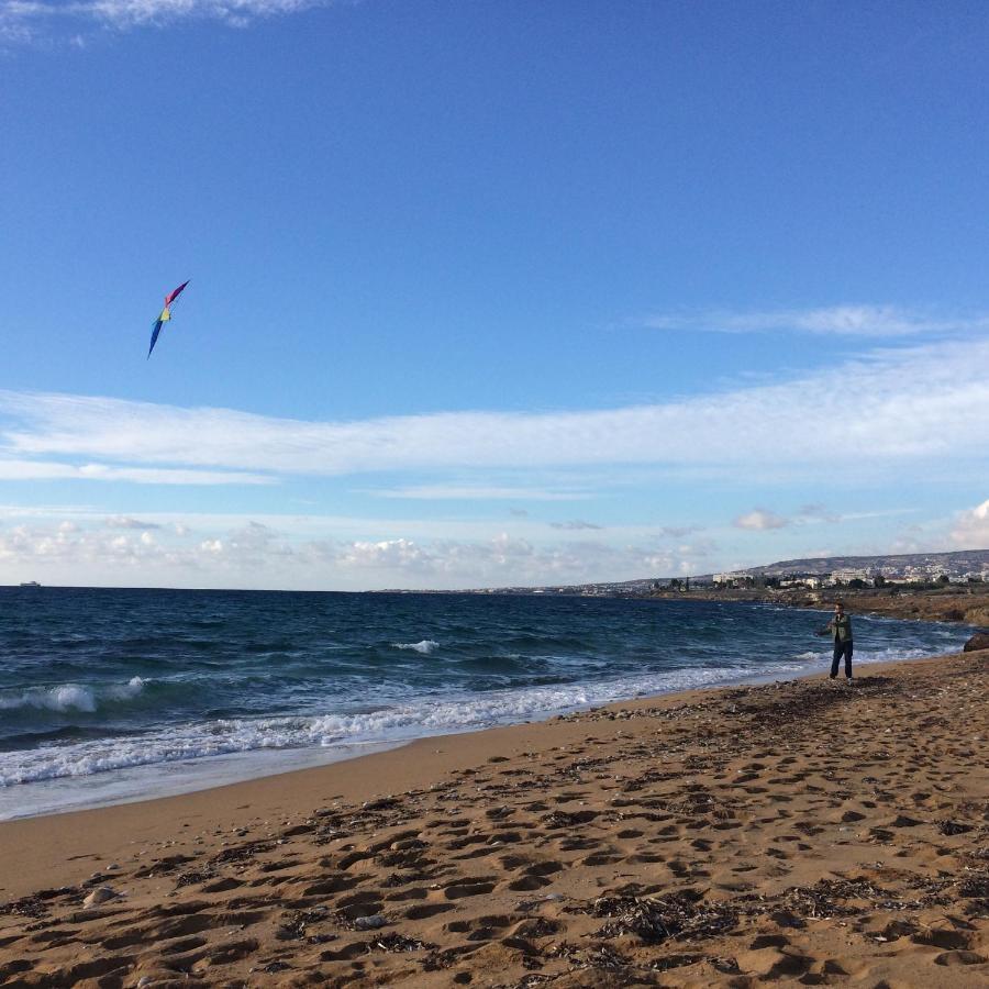 Beautiful Apartment Near The Sea Paphos Ngoại thất bức ảnh